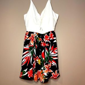 Pink Lily Romper White Top, Tropic floral bottom, size M, spaghetti strap